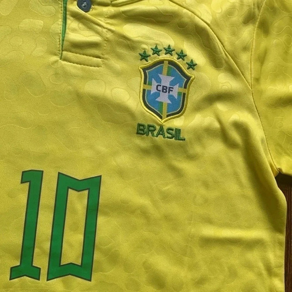 Neymar Soccer Jersey & Shorts Set Youth Small CFB Brazil New - Picture 6 of 7